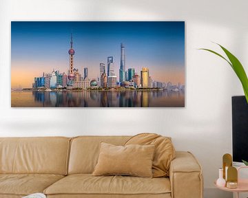 Shanghai Skyline van Remco Piet
