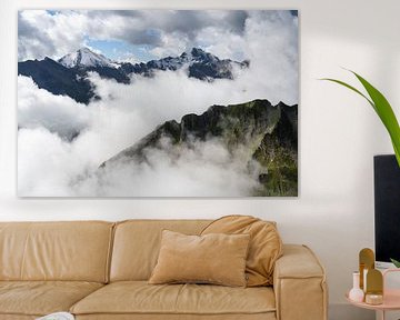 Wolken in de bergen bij Samnaun van Greenfield Visuals