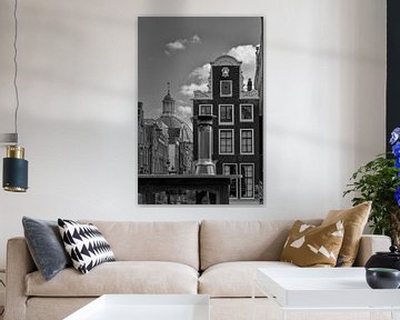 Doorkijkje vanaf de Herengracht van Foto Amsterdam/ Peter Bartelings