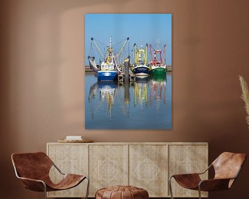 3 fishing vessels in the harbour of Lauwersoog by Helene Ketzer