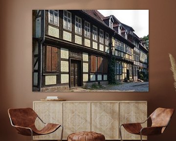 historische middeleeuwse gebouwen in de oude binnenstad van Quedlinburg van Heiko Kueverling