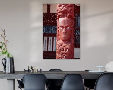 Maori standbeeld in Rotorua, Nieuw Zeeland van Christian Müringer