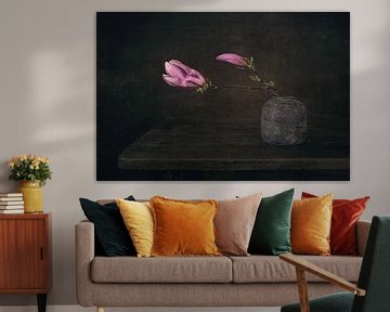 Modern stilleven magnolia van Silvia Thiel