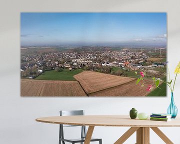 Luchtfoto van Ubachsberg in Zuid-Limburg van John Kreukniet
