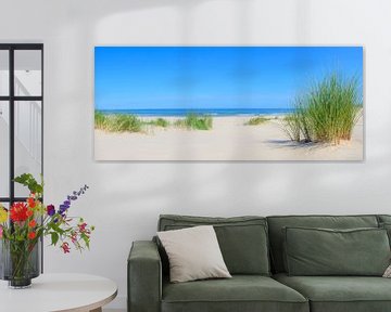 Strand panorama in de duinen aan de Noordzee tijdens de zomer van Sjoerd van der Wal Fotografie
