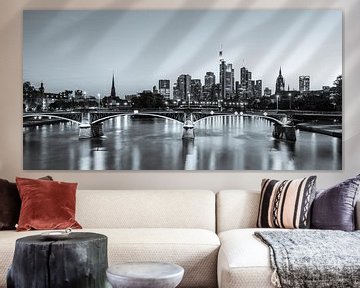 Frankfurt skyline met het bankdistrict - Monochroom