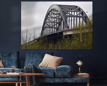 Alte Stahlbogenbrücke Lek-Brücke über den Fluss Lek zwischen Vianen und Nieuwegein von Robin Verhoef
