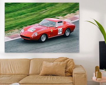 Ferrari 275 GTB voiture de sport italienne sur le circuit de course sur Sjoerd van der Wal Photographie