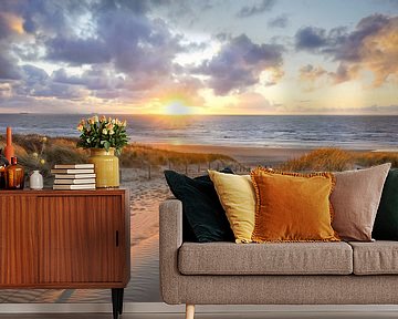 Strand, zee, zon en zand het is bijna zomer van Dirk van Egmond