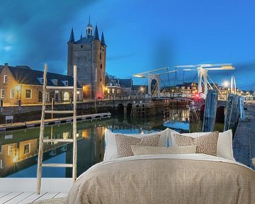 Zuidhavenpoort in Zierikzee in het blauwe uurtje