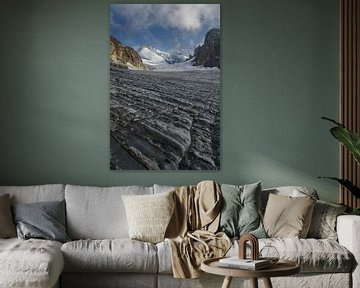 De gletsjer van de Bluemlisalp in volle glorie. van Sean Vos