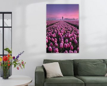 Tulpenveld op een mistige ochtend van Sander Groenendijk