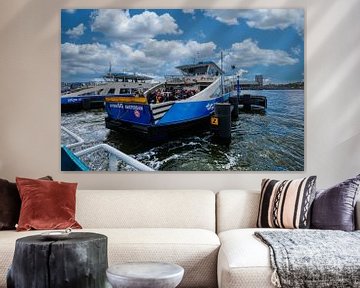 Ferries amsterdam by Frank Dotulong