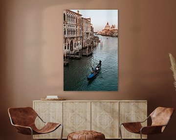 Une gondole sur le Grand Canal de Venise, en Italie. sur Milene van Arendonk