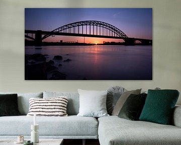 Sonnenuntergang Waalbridge Nijmegen von Femke Straten