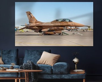 U.S. Navy NSAWC F-16B op NAS Fallon. van Jaap van den Berg
