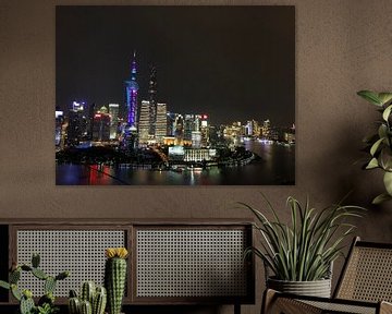 Shanghai skyline by Till van Zwamen