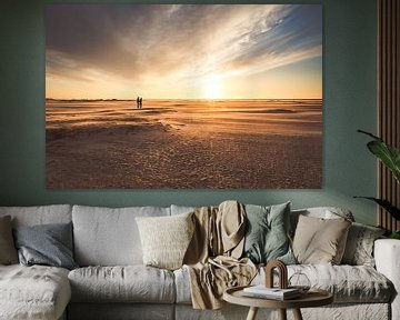 Zonsondergang op het strand van Zeeland van Peter Haastrecht, van