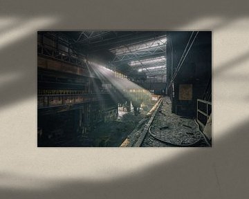 L'aciérie abandonnée avec une belle lumière