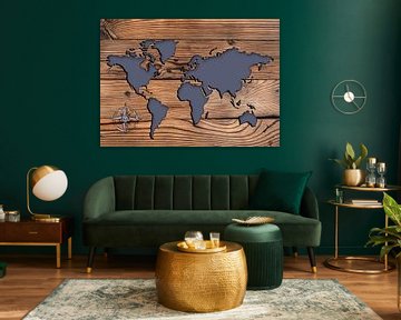 Wereldkaarten op hout met kompasroos