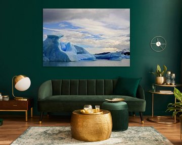 Icebergs in the Los Glaciares N.P. by Antwan Janssen