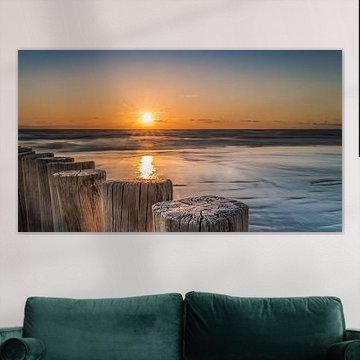 Sonnenuntergang am Strand Hollum Ameland von Harold van den Hurk