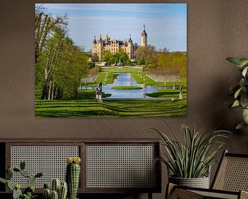 Blick auf das Schloss und Schlossgarten in Schwerin von Animaflora PicsStock