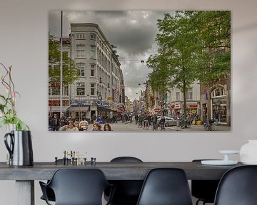 Damstraat in Amsterdam van Don Fonzarelli