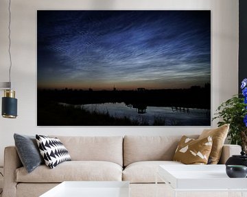 Silhouettes met lichtende nachtwolken van Customvince | Vincent Arnoldussen