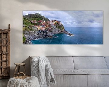 View over Manarola, Cinque Terre (Italy) by Martijn