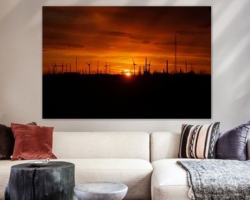 Skyline van industriegebied Vlissingen-Oost bij zonsondergang van Eugenlens