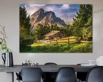 Alm Hütte in den Alpen in den Dolomiten in Tirol. von Voss Fine Art Fotografie