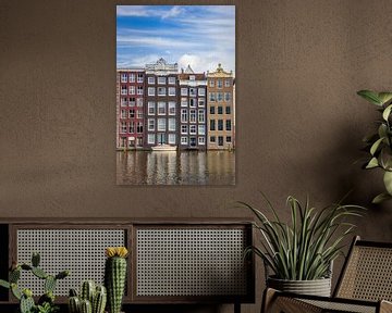 Grachtenhäuser am Damrak in Amsterdam von Marc Venema