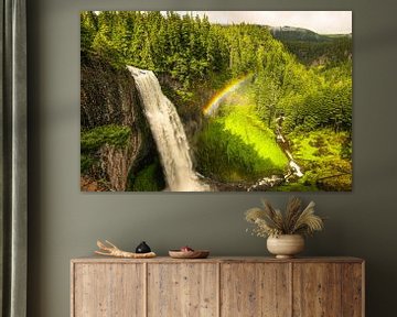 Wasserfall mit Regenbogen in Oregon