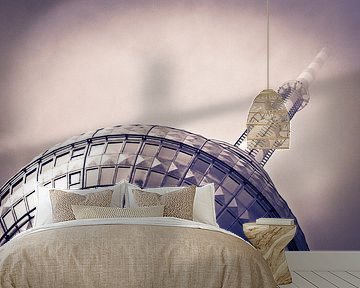 Fernsehturm - Berlin by Maarten De Wispelaere