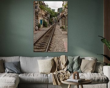 Train track through residential area in Hanoi by Sofie Bogaert