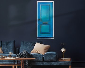 Blauwe deur van Peter de Kievith Fotografie