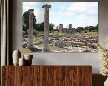 Säulen mit Blick auf die Basilika - Philippi / Φίλιπποι (Daton) - Griechenland