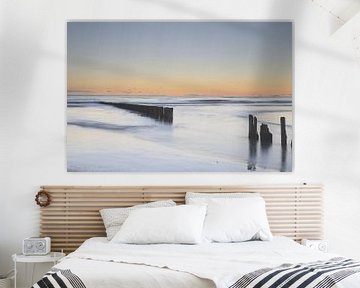 Palenrij Hollum bij zonsondergang van Rinnie Wijnstra (FotoAmeland )