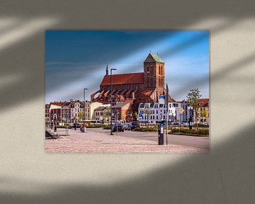Nikolaikirche in der Altstadt von Wismar an der Ostsee von Animaflora PicsStock