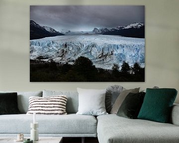 Düstere Stimmung am Perito Moreno Gletscher in Patagonien von Christian Peters