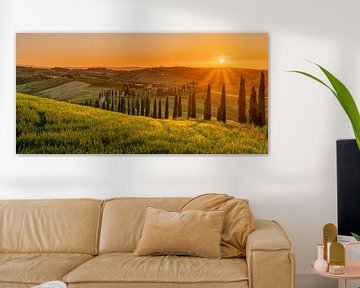 Perfect sunset over Tuscany van Teun Ruijters