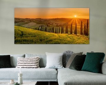 Perfect sunset over Tuscany van Teun Ruijters