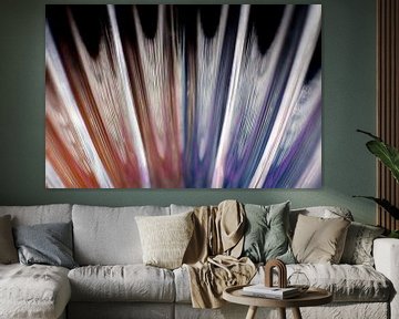 Abstracte waaier van glas in vrolijke kleuren van Lisette Rijkers