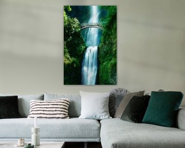 Waterval met brug over Multnomah Falls in Oregon / USA. van Voss Fine Art Fotografie