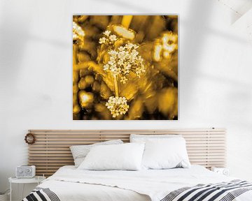 Digital Art Medium Bloemen Goud