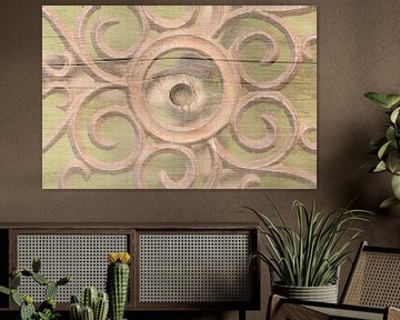 Metaal met ronde vormen op hout in zachte kleuren van Lisette Rijkers