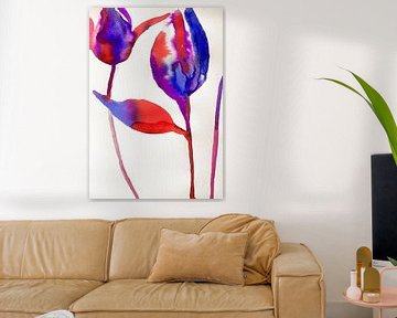 Rote und blaue Tulpen von Helia Tayebi Art