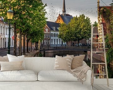 Westerkerk in Amersfoort met vogels in de lucht. van Bart Ros