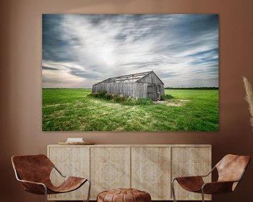 Barn in the field by Mark Bolijn